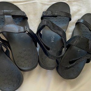 Two Pair Black Vionic Women's Sandles - great shape!